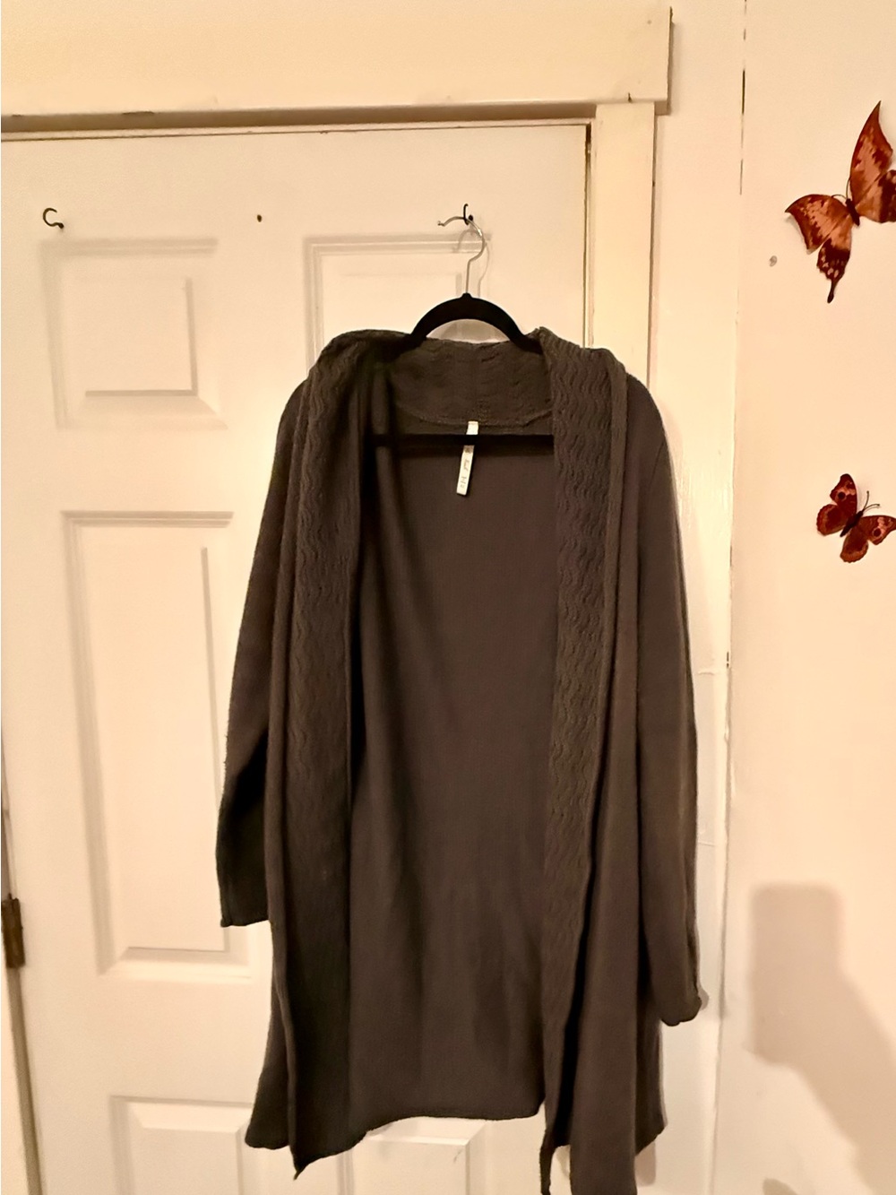 Leo & Nicole Charcoal Open-Front Knit Cardigan